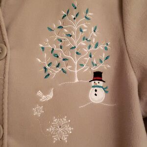 NWOT Gray Fleece Buttoned Jacket Snowman Snowflake Sz S